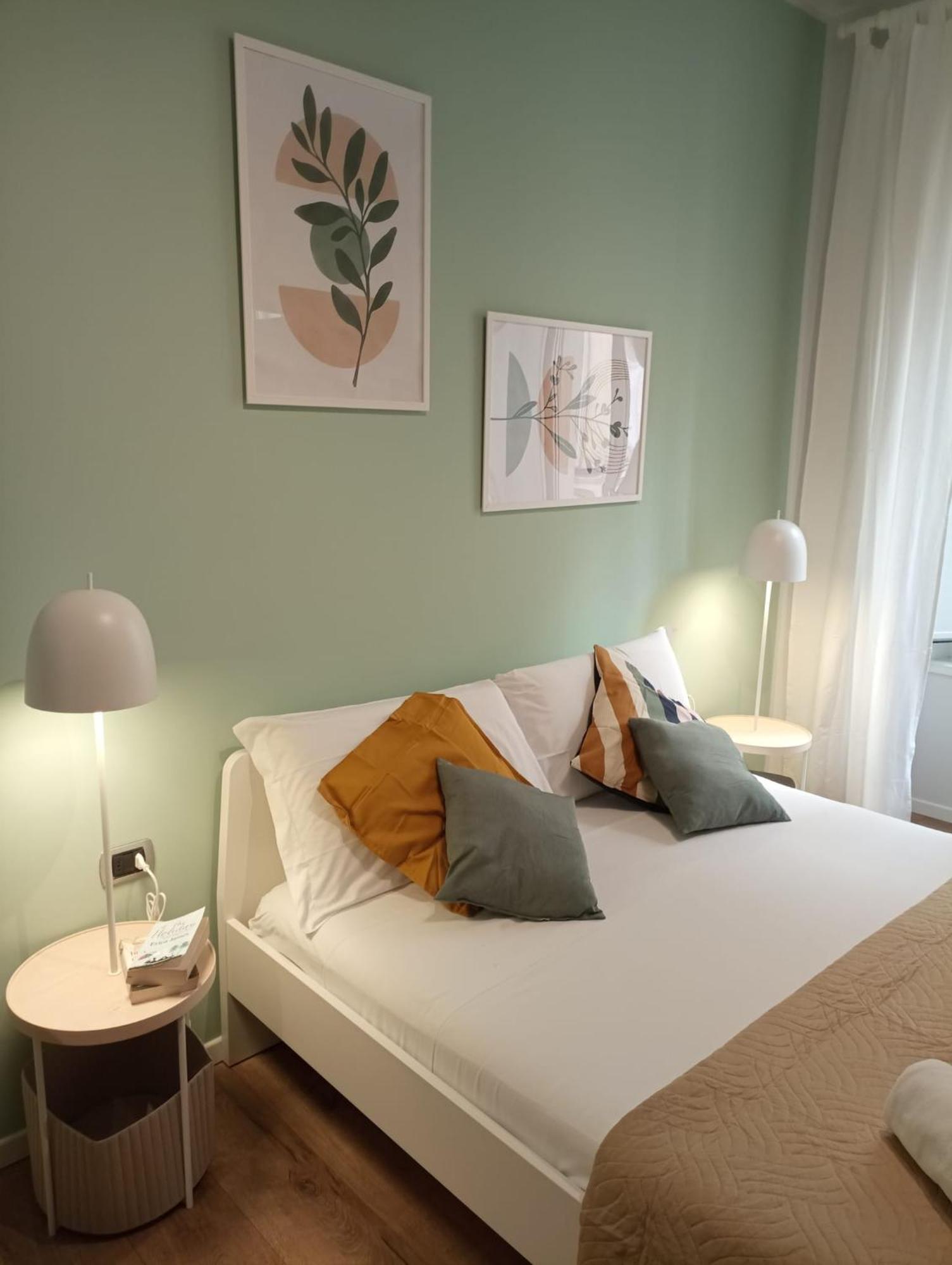 111 Coladirienzo Rooms - By Ad Roma — Photos 3