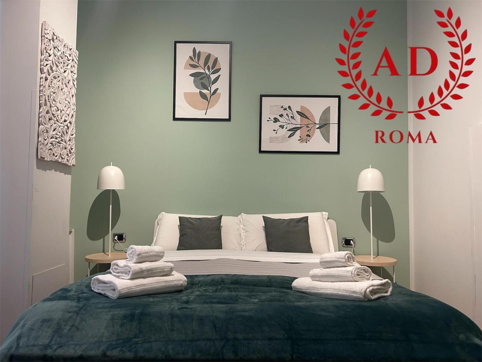 111 Coladirienzo Rooms - By Ad Roma — Photos 1